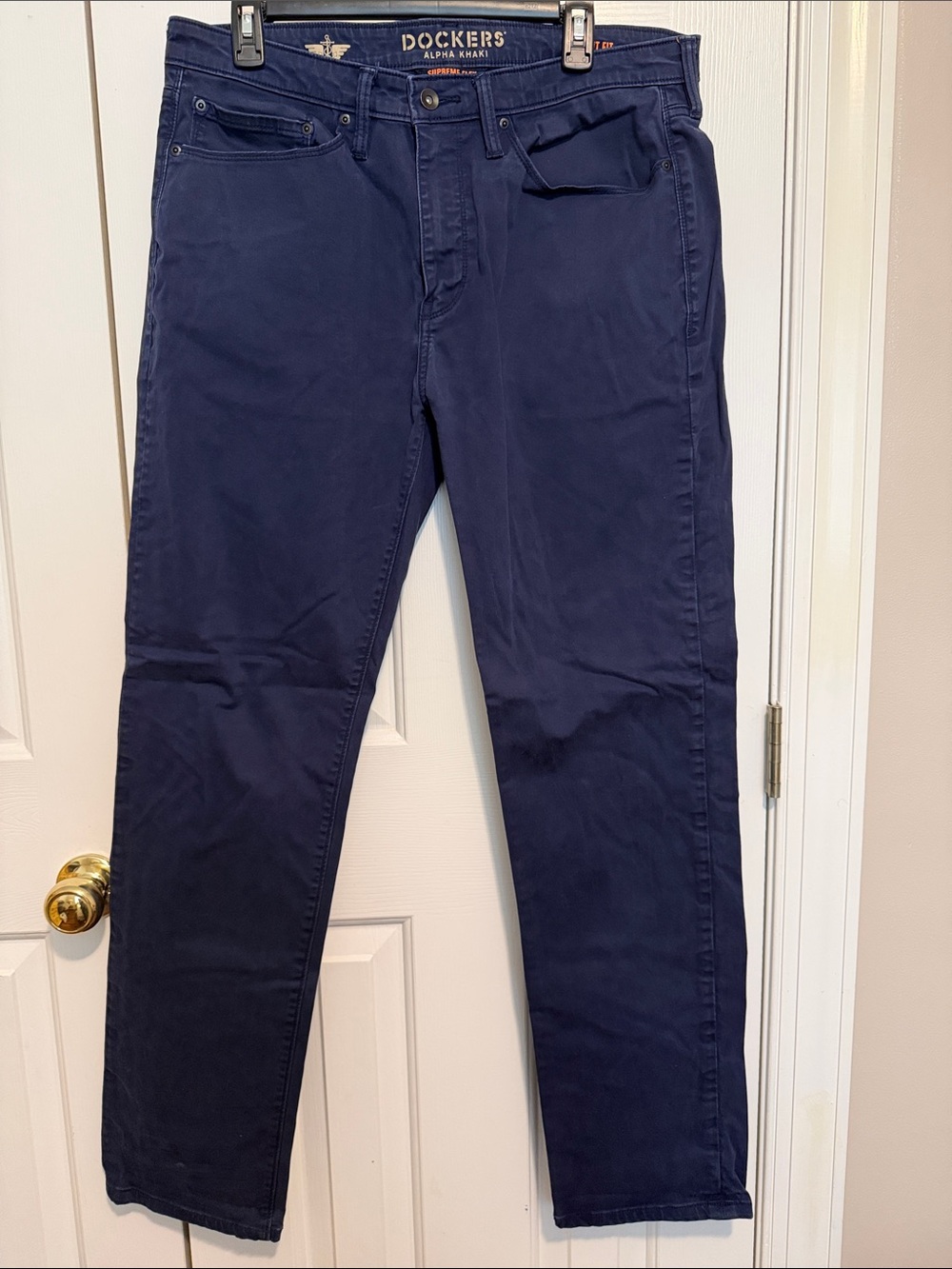 Dockers Navy Straight Chinos - Men's Classic Fit